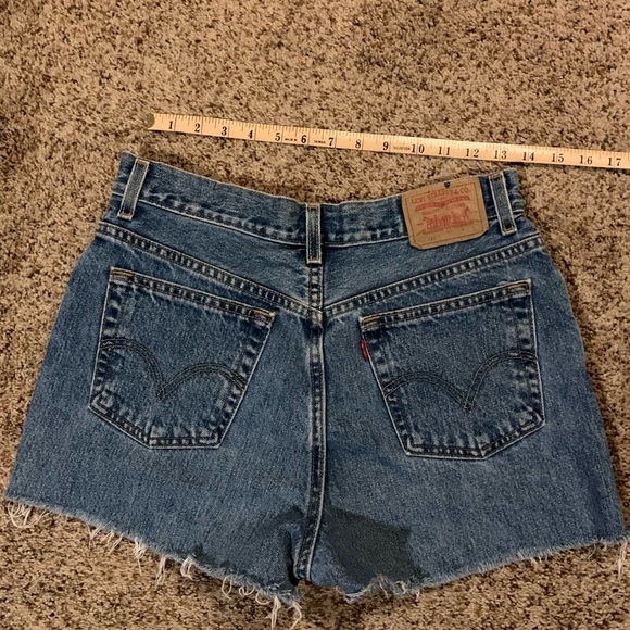 VINTAGE LEVIS JEAN SHORTS 512 (size 12) - Picture 2 of 4